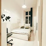 Hostel Fabryczna Centrum