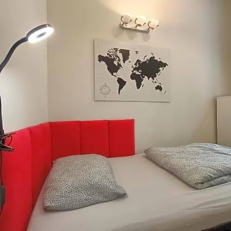호스텔 Fabryczna Centrum 우치